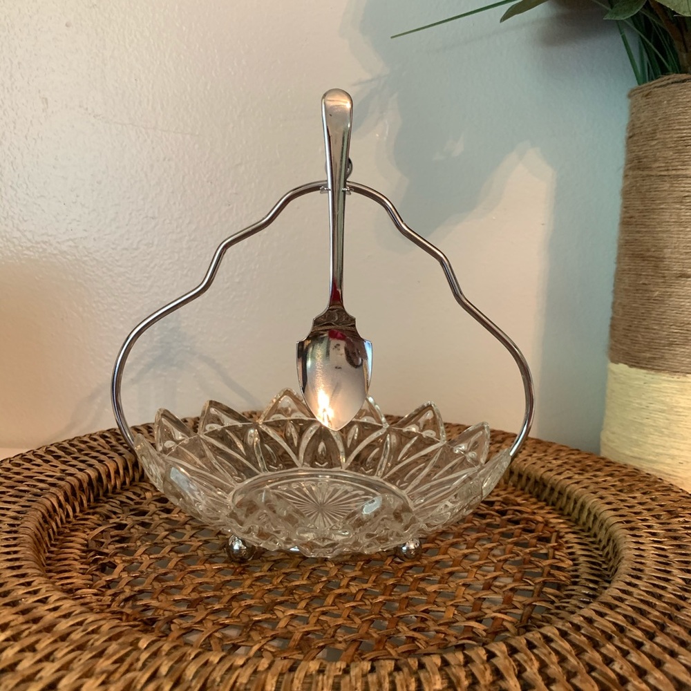 Vintage Petal Pattern Mint dish with caddy